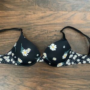 32b Vs PINK t-shirt bra